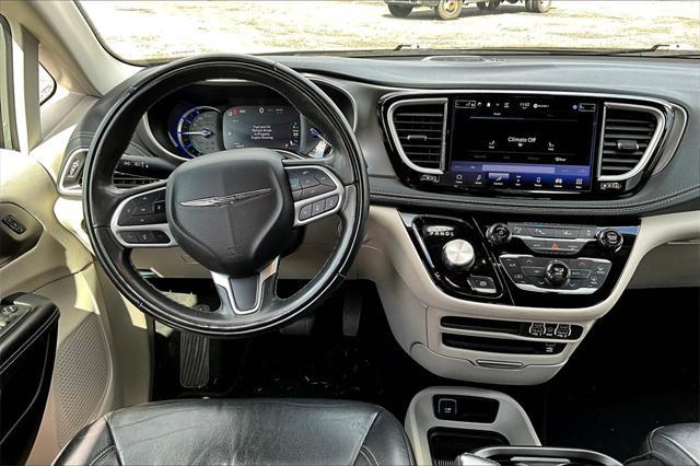 used 2022 Chrysler Pacifica Hybrid car, priced at $26,033