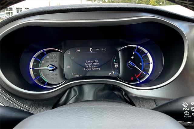 used 2022 Chrysler Pacifica Hybrid car, priced at $26,033
