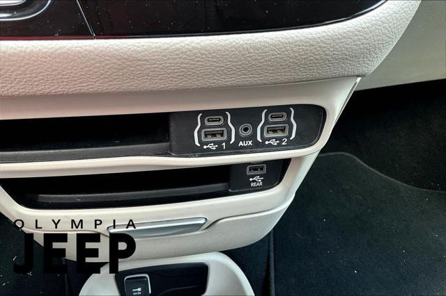 used 2022 Chrysler Pacifica Hybrid car, priced at $25,889
