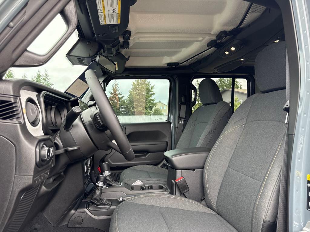 new 2025 Jeep Wrangler car, priced at $54,380