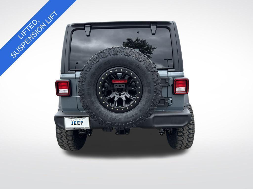 new 2025 Jeep Wrangler car, priced at $54,380