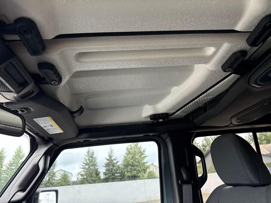 new 2025 Jeep Wrangler car, priced at $54,380