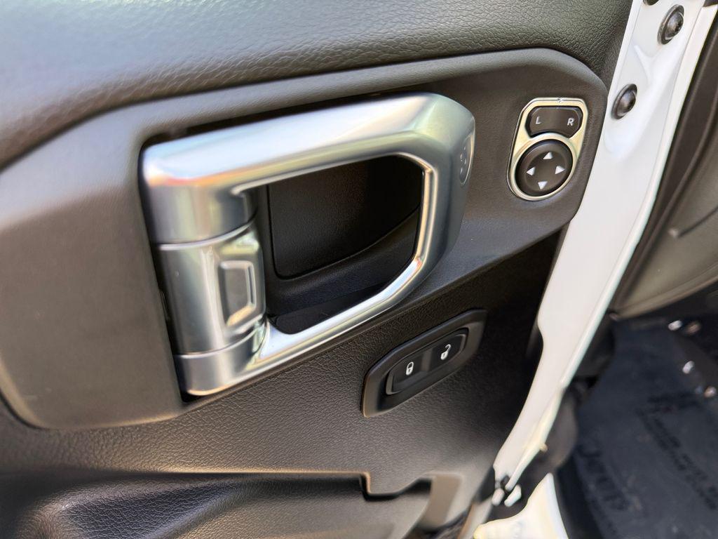 new 2026 Jeep Wrangler car, priced at $47,500