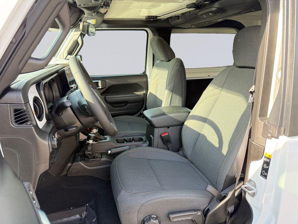 new 2026 Jeep Wrangler car, priced at $47,500