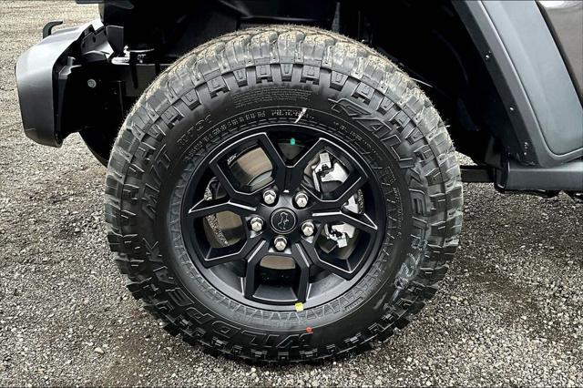 new 2025 Jeep Wrangler car, priced at $46,897