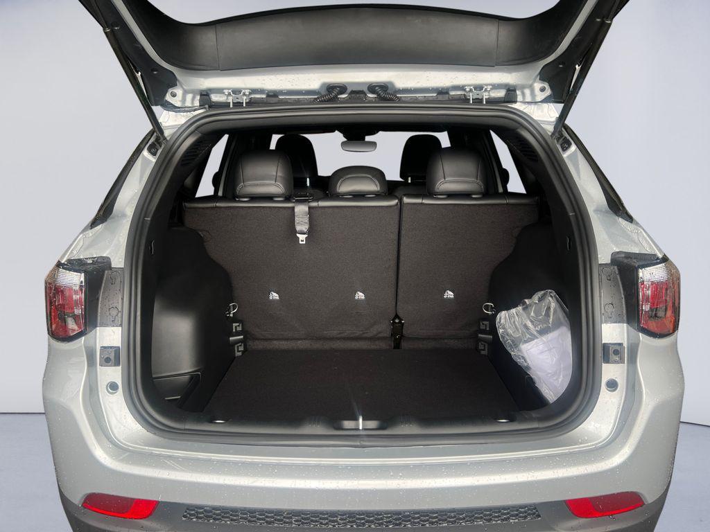 new 2026 Jeep Compass car, priced at $33,185
