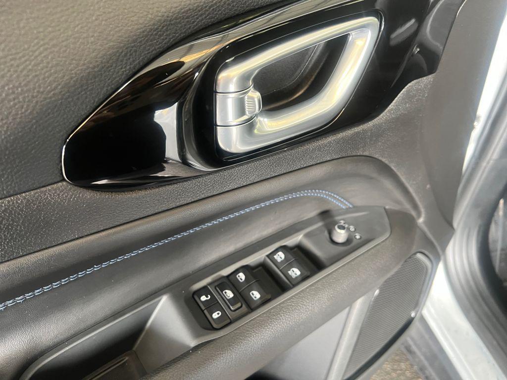 new 2026 Jeep Compass car, priced at $33,185