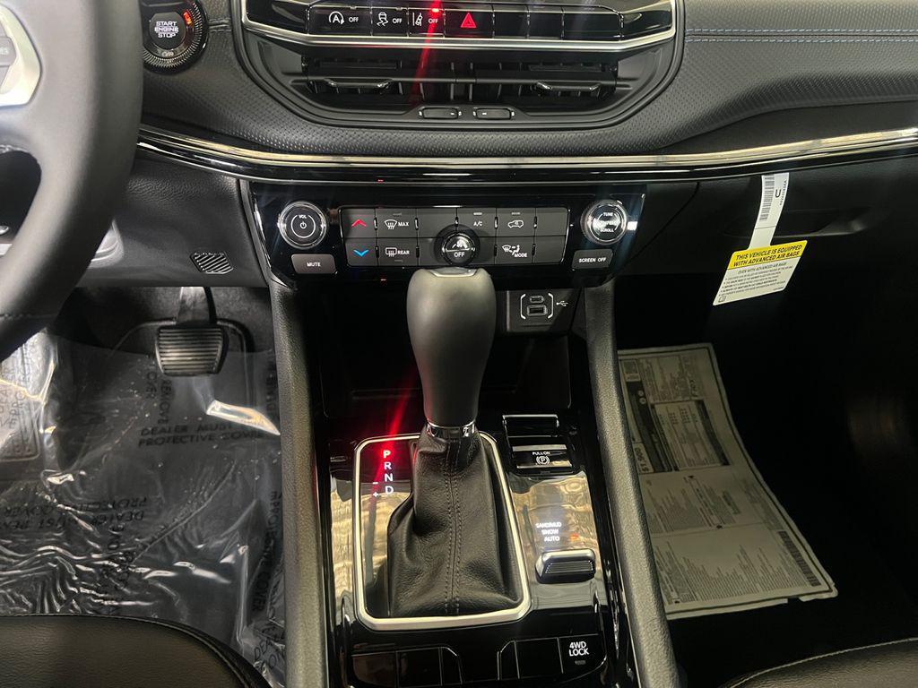 new 2026 Jeep Compass car, priced at $33,185