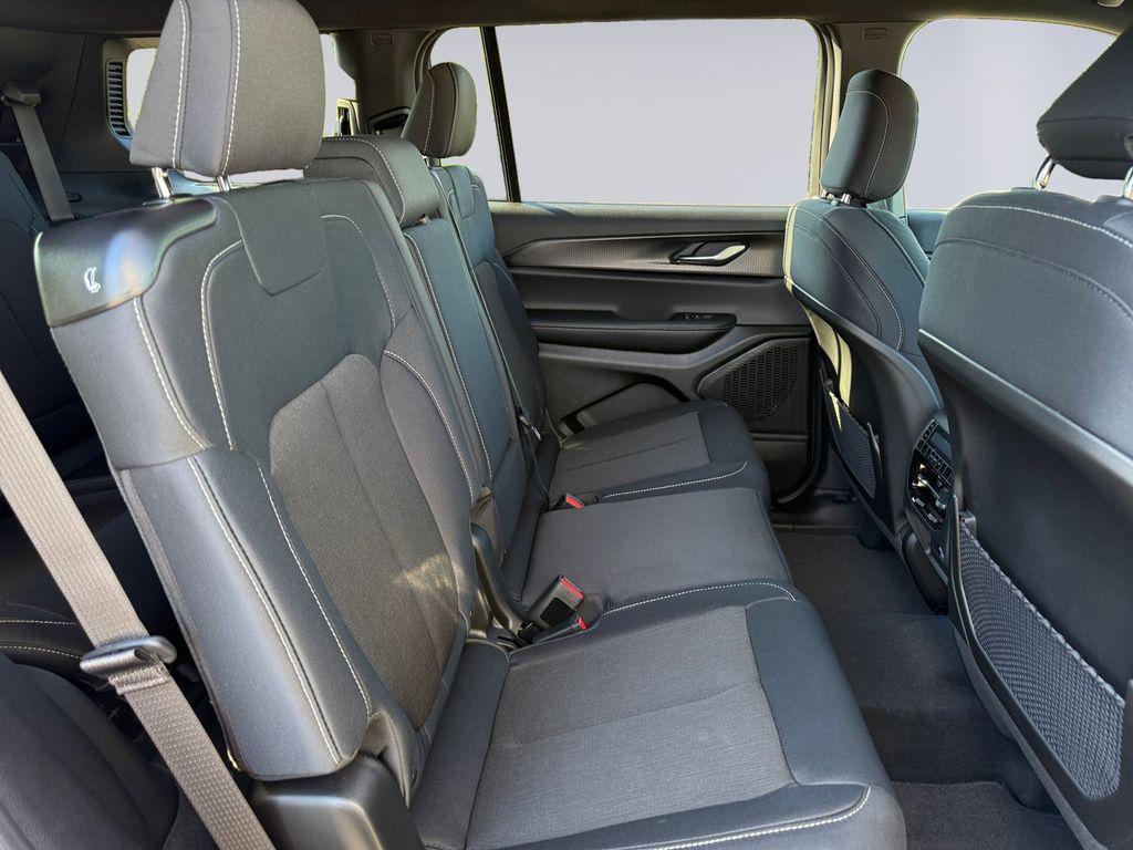 new 2025 Jeep Grand Cherokee L car, priced at $42,463