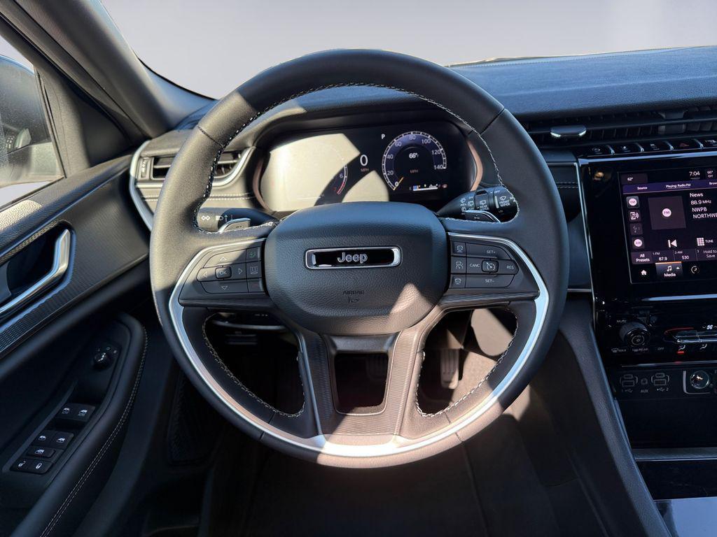 new 2025 Jeep Grand Cherokee L car, priced at $42,463