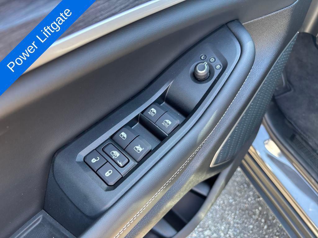 new 2025 Jeep Grand Cherokee car, priced at $62,018