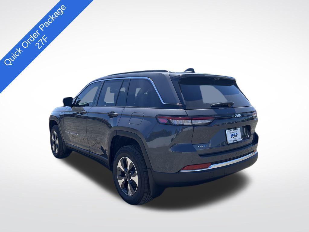 new 2025 Jeep Grand Cherokee car, priced at $62,018