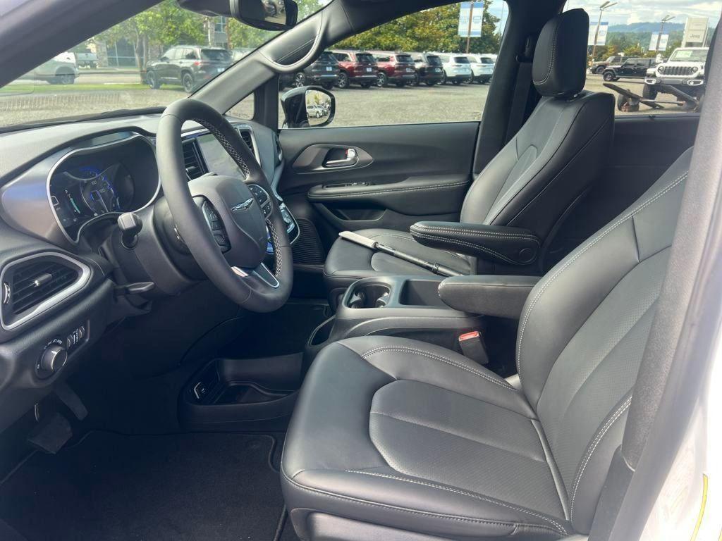 new 2025 Chrysler Voyager car, priced at $33,291