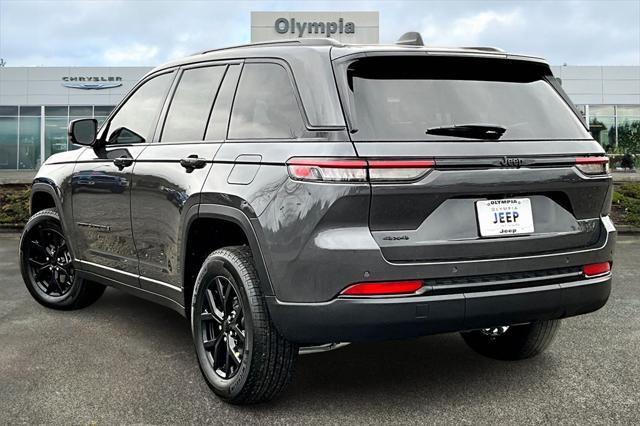 new 2025 Jeep Grand Cherokee car, priced at $43,300