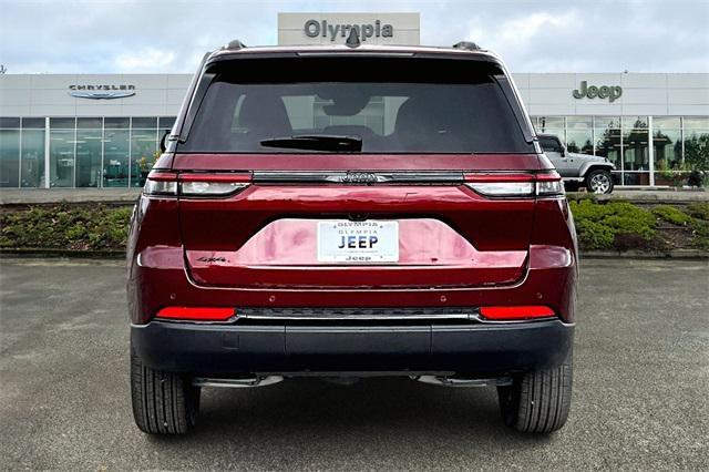 new 2024 Jeep Grand Cherokee car, priced at $43,025