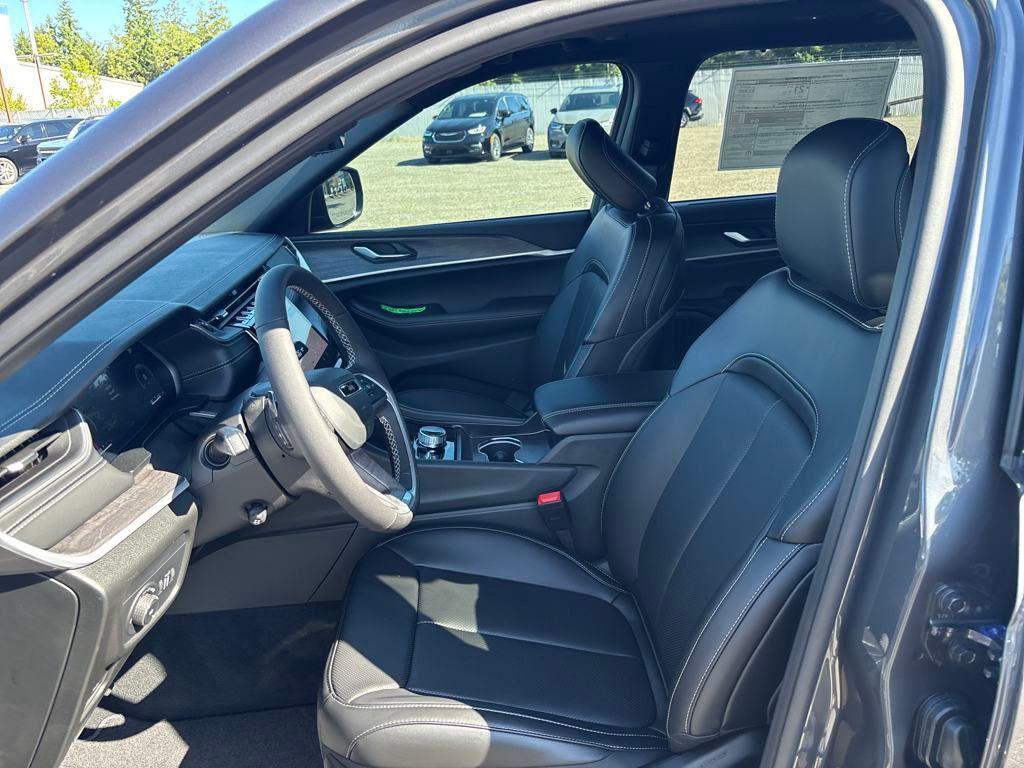 new 2025 Jeep Grand Cherokee L car, priced at $53,063