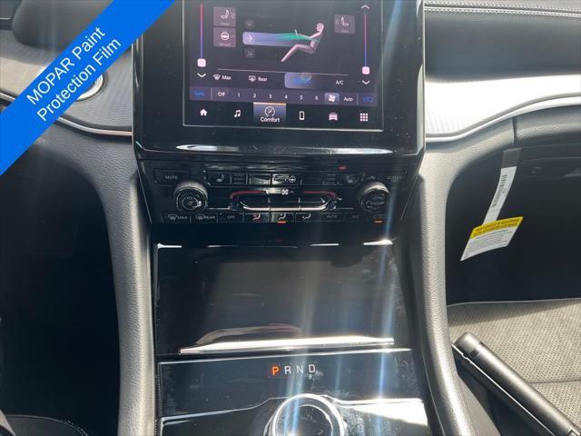 new 2025 Jeep Grand Cherokee car, priced at $49,795