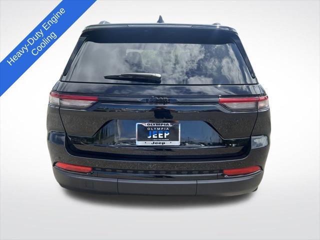 new 2025 Jeep Grand Cherokee car, priced at $49,795
