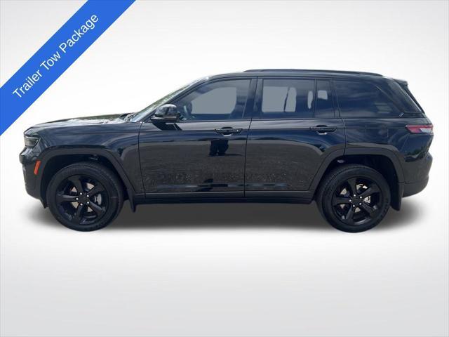 new 2025 Jeep Grand Cherokee car, priced at $49,795