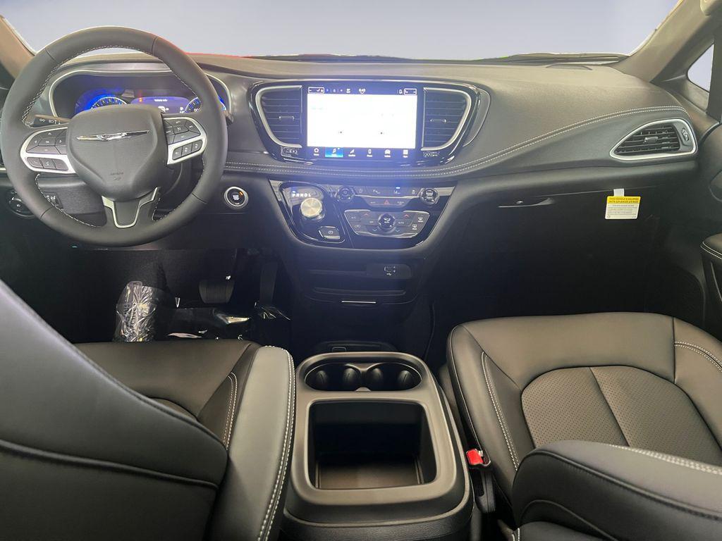 new 2026 Chrysler Pacifica car, priced at $46,085