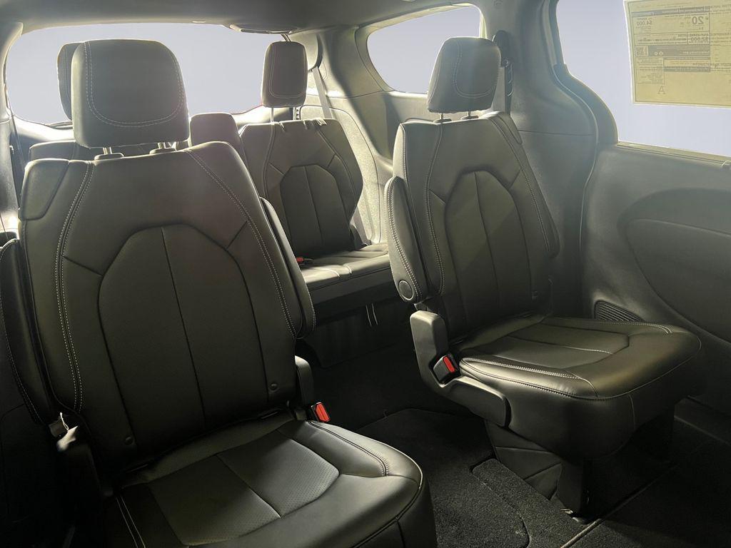 new 2026 Chrysler Pacifica car, priced at $46,085