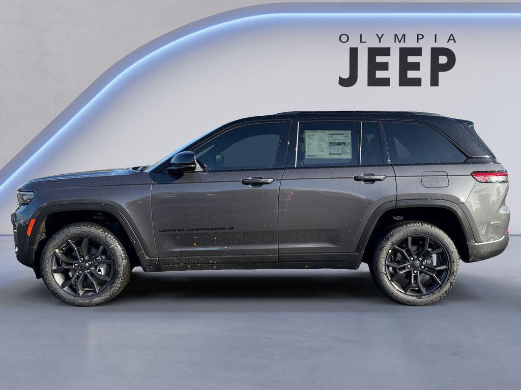 new 2025 Jeep Grand Cherokee car, priced at $46,752