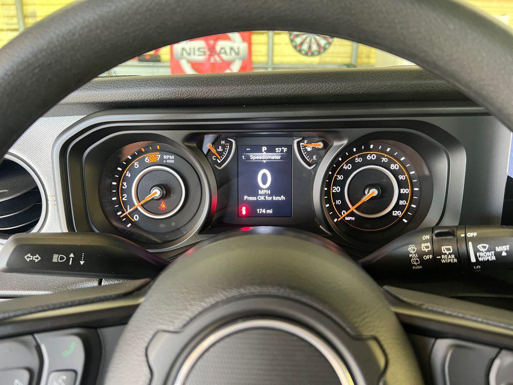 new 2025 Jeep Wrangler car, priced at $37,733