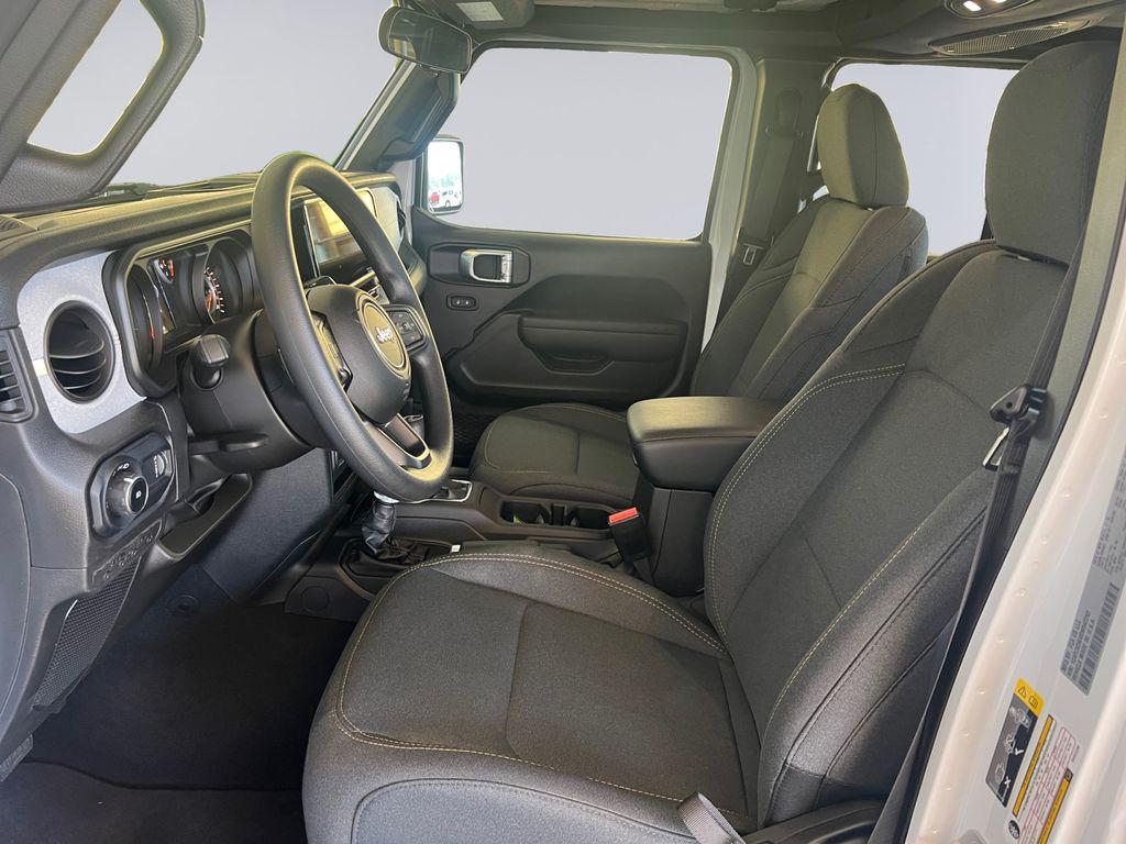 new 2025 Jeep Wrangler car, priced at $37,733