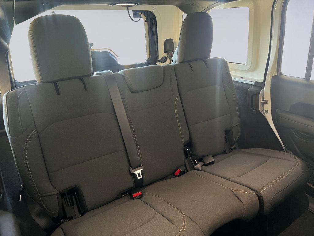 new 2025 Jeep Wrangler car, priced at $37,733