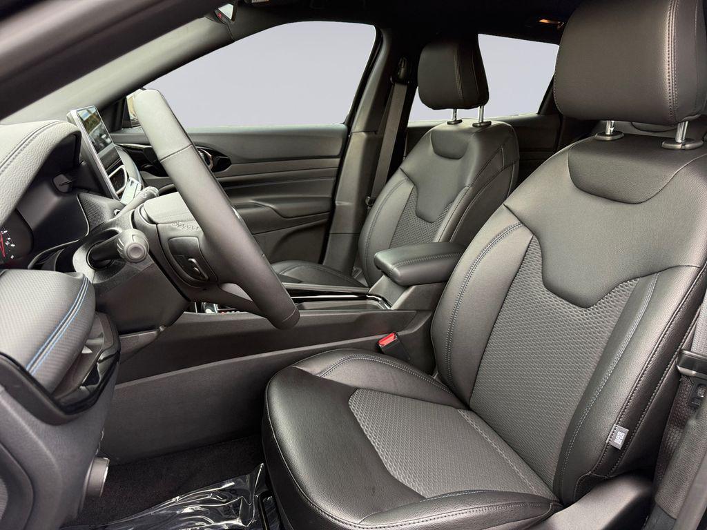 new 2026 Jeep Compass car, priced at $33,185