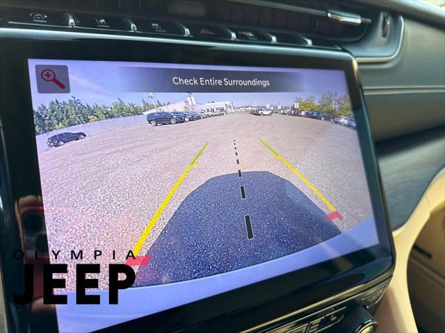used 2022 Jeep Grand Cherokee car, priced at $33,696