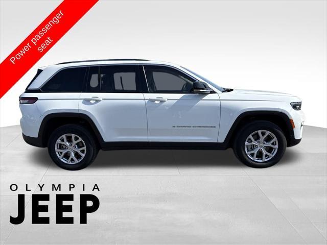 used 2022 Jeep Grand Cherokee car, priced at $33,696