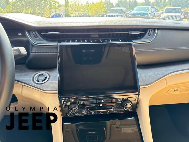 used 2022 Jeep Grand Cherokee car, priced at $33,696