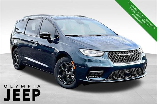 new 2025 Chrysler Pacifica Hybrid car, priced at $46,451