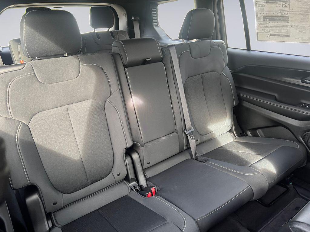 new 2025 Jeep Grand Cherokee L car, priced at $42,795