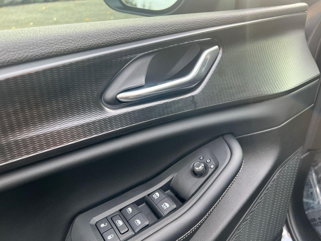 new 2025 Jeep Grand Cherokee L car, priced at $42,795