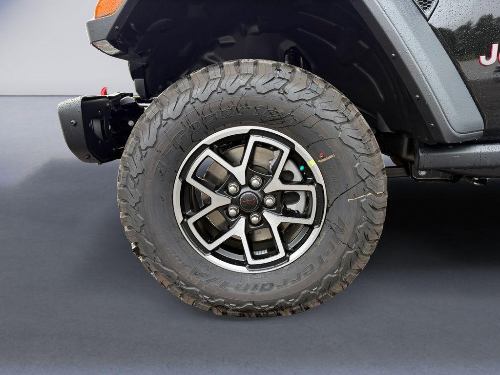 new 2025 Jeep Wrangler car, priced at $60,679