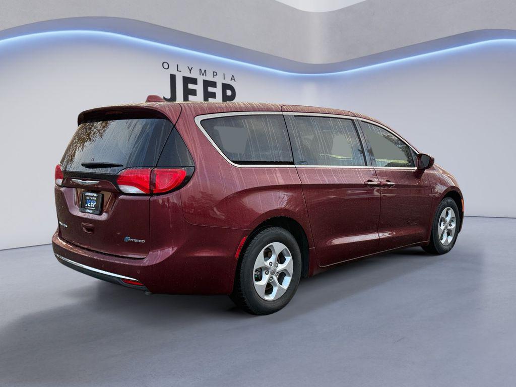 used 2018 Chrysler Pacifica Hybrid car, priced at $18,288