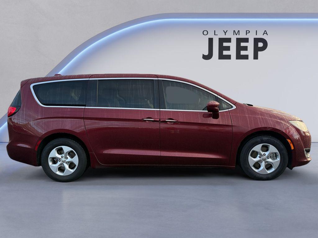 used 2018 Chrysler Pacifica Hybrid car, priced at $18,288