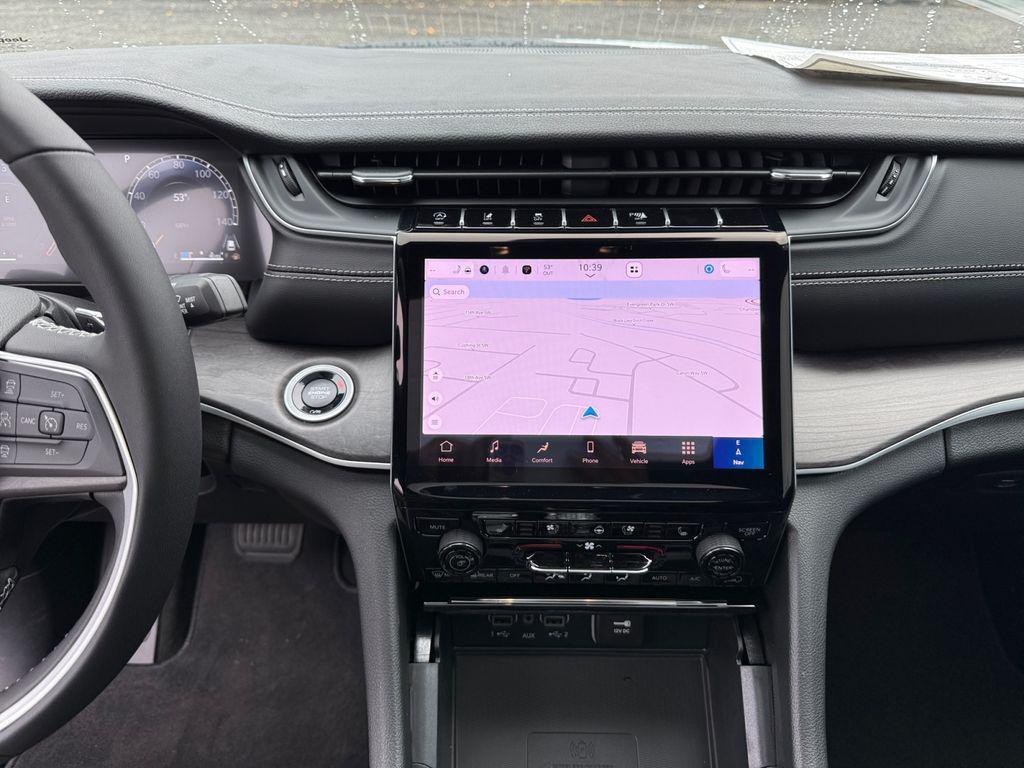 new 2025 Jeep Grand Cherokee car, priced at $54,202