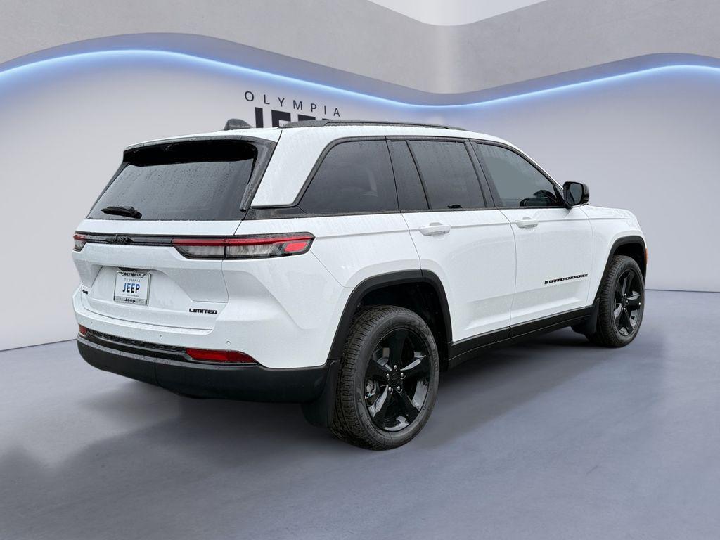 new 2025 Jeep Grand Cherokee car, priced at $54,202