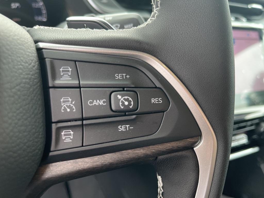 new 2025 Jeep Grand Cherokee L car, priced at $44,990
