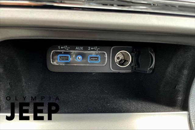 used 2022 Jeep Grand Cherokee car, priced at $31,998