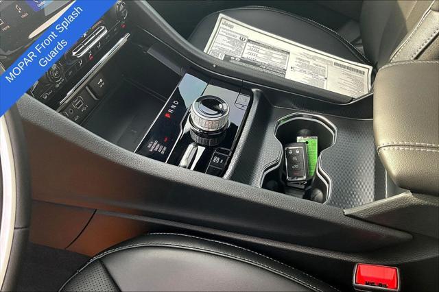 new 2025 Jeep Grand Cherokee car, priced at $61,818