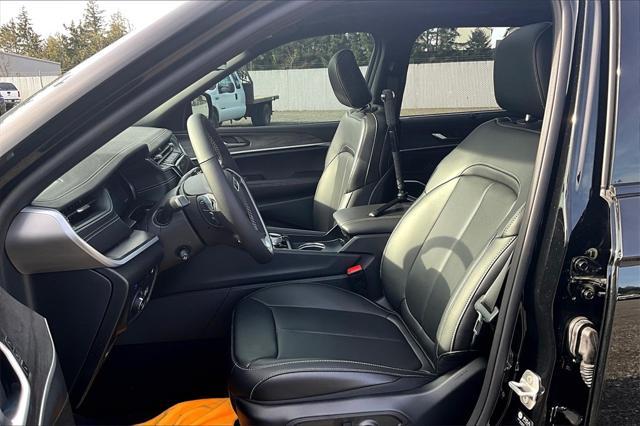 new 2025 Jeep Grand Cherokee car, priced at $60,225