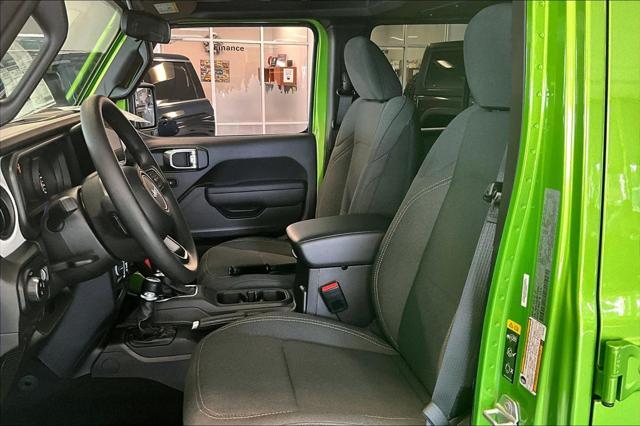 new 2025 Jeep Grand Cherokee car, priced at $61,818
