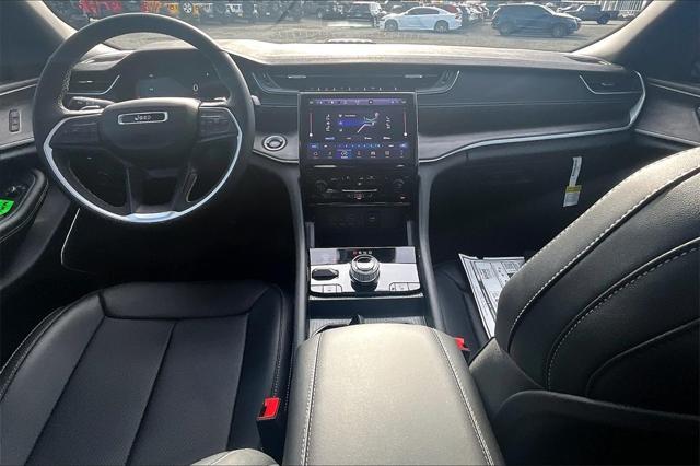 new 2025 Jeep Grand Cherokee car, priced at $60,225