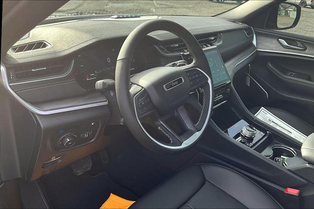 new 2025 Jeep Grand Cherokee car, priced at $61,818