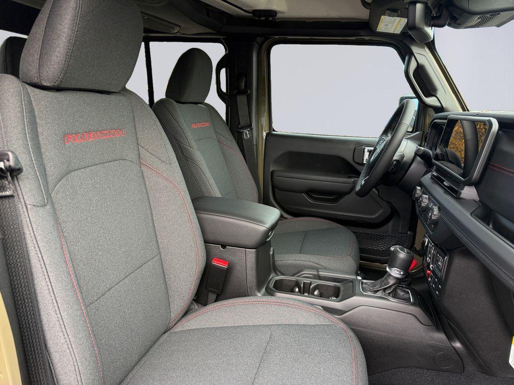 new 2025 Jeep Gladiator car, priced at $68,574