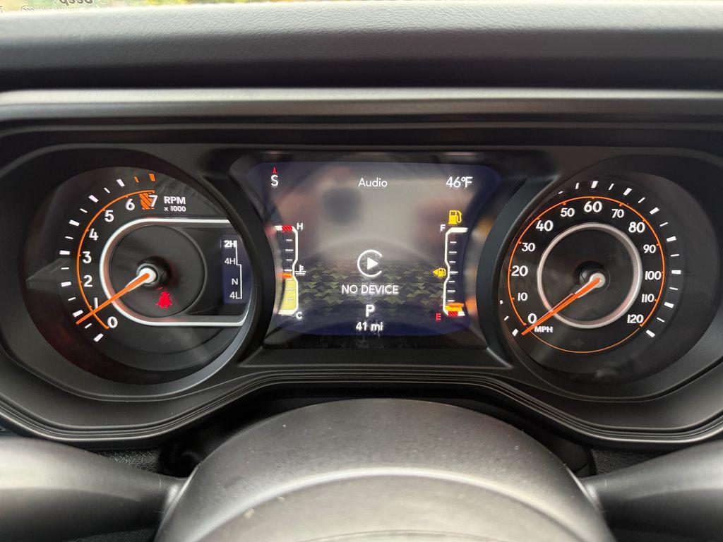 new 2025 Jeep Gladiator car, priced at $68,574